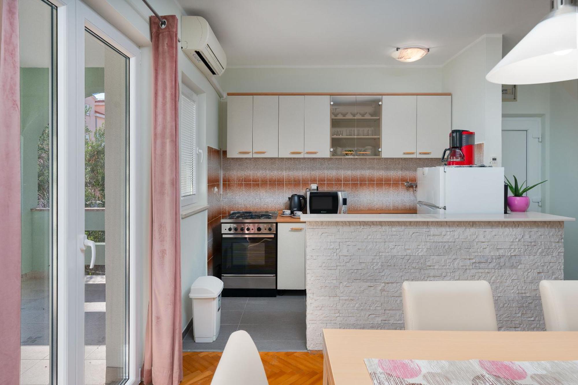 Apartments Jasna โนวาลยา ภายนอก รูปภาพ